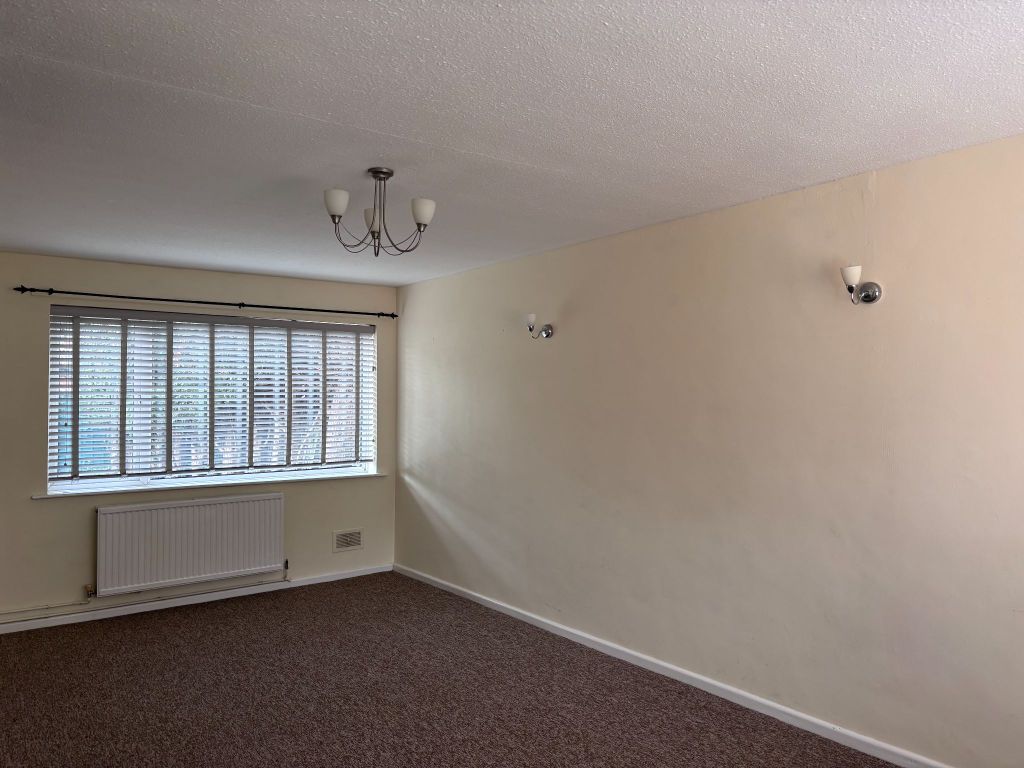 Property photo 3 of 12 Photograph 3