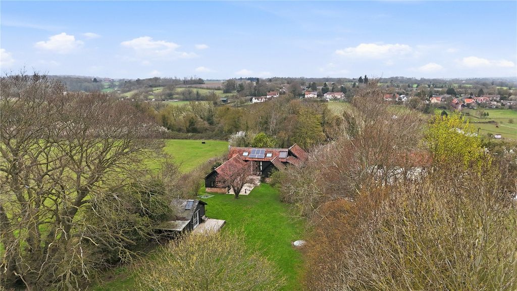 Property photo 1 of 13 Walnut Barn