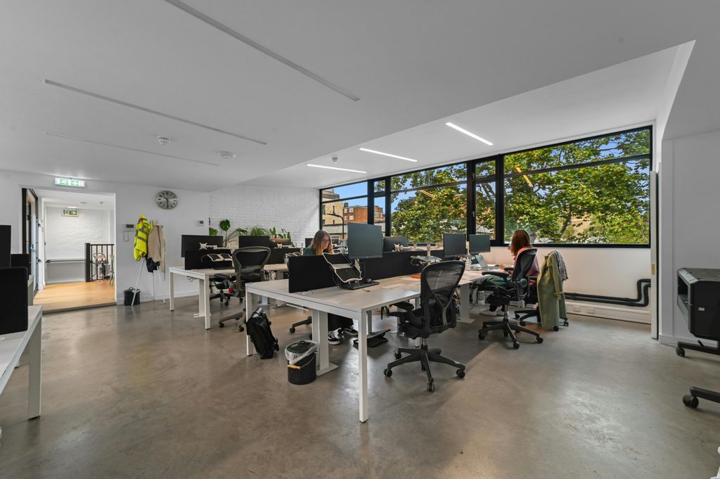 Property photo 3 of 12 MD-Bc-1-3Mundystreet-9.Jpg