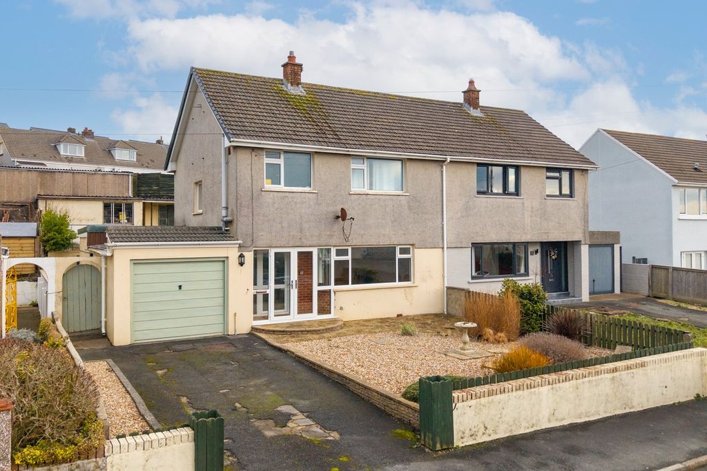 Property photo 1 of 29