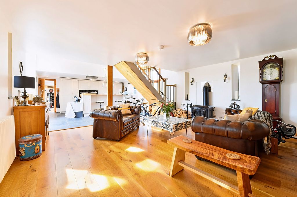 6 bed barn conversion for saleCynghordy, Llandovery, Carmarthenshire. SA20 photo 4