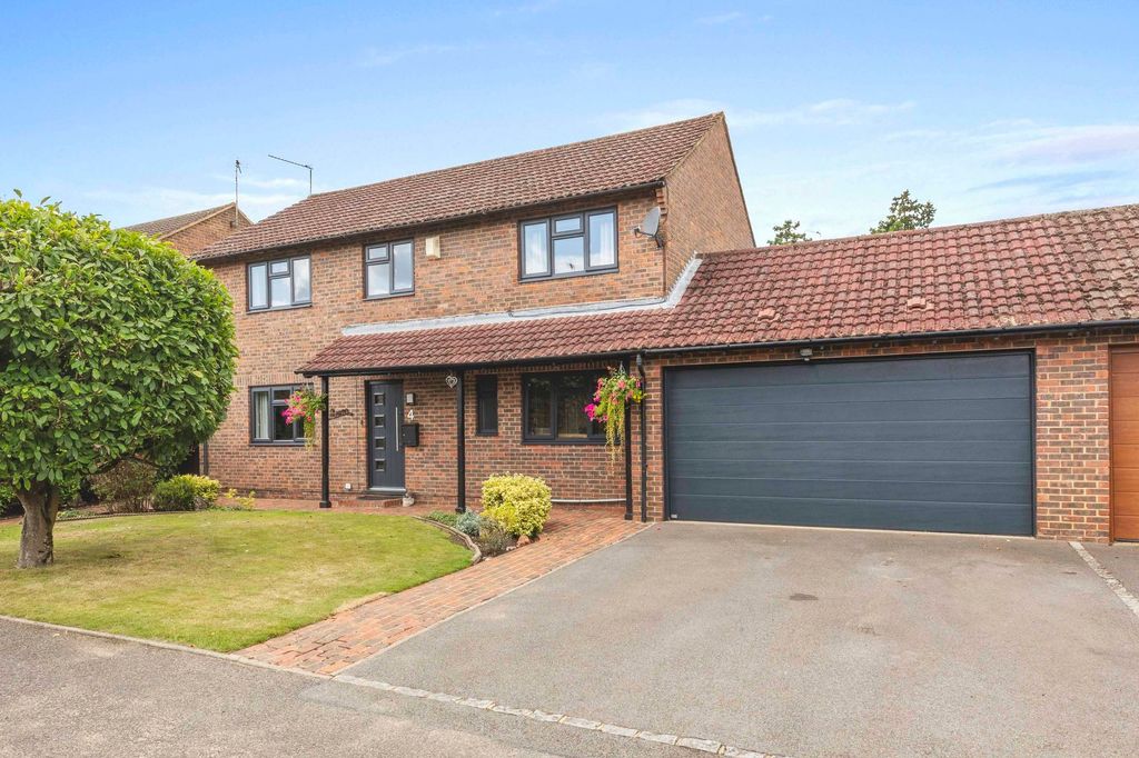 Property photo 1 of 22