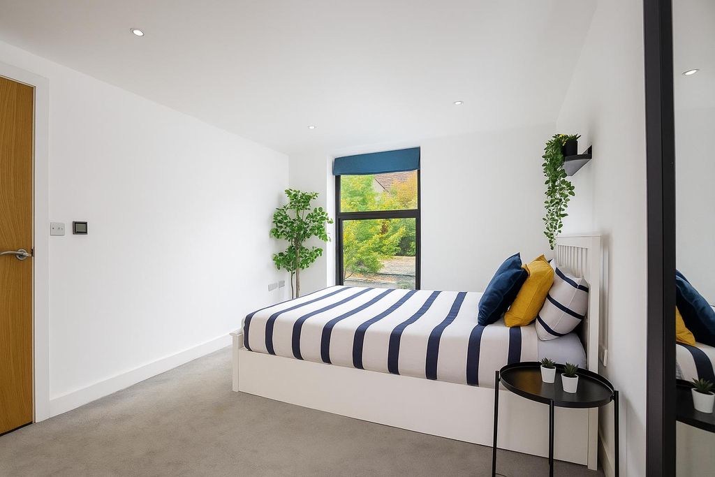 Property photo 3 of 10 00006.Jpg