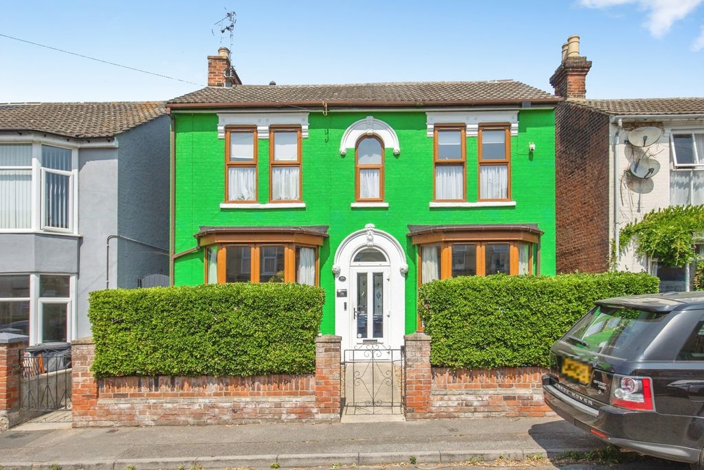 Property photo 1 of 24 Pbox-Img.Jpg