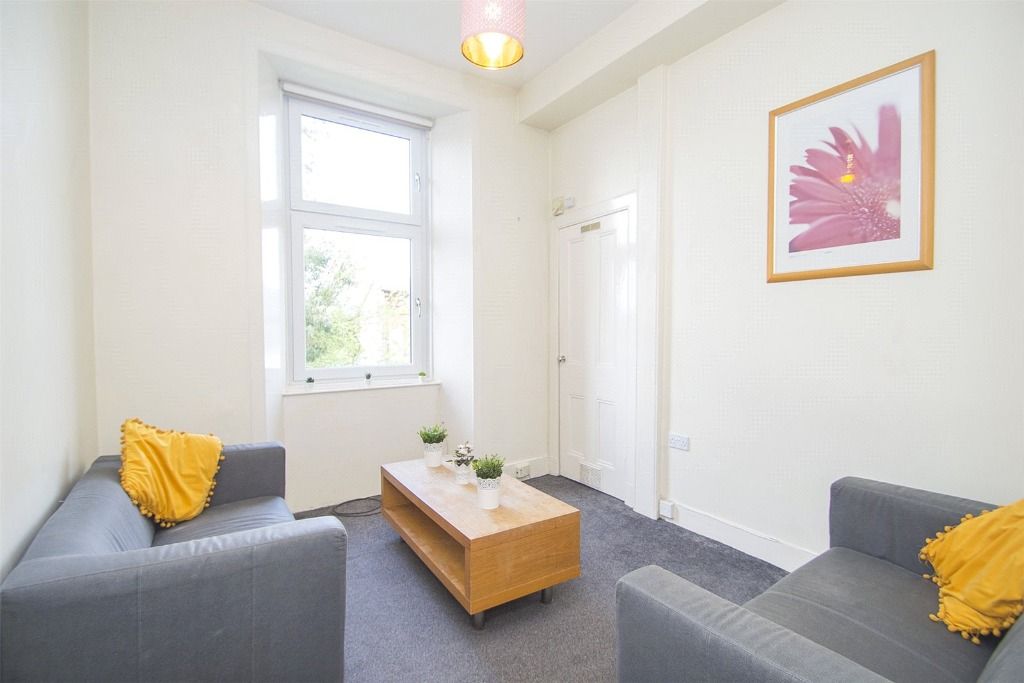 Property photo 2 of 12 Photo 2