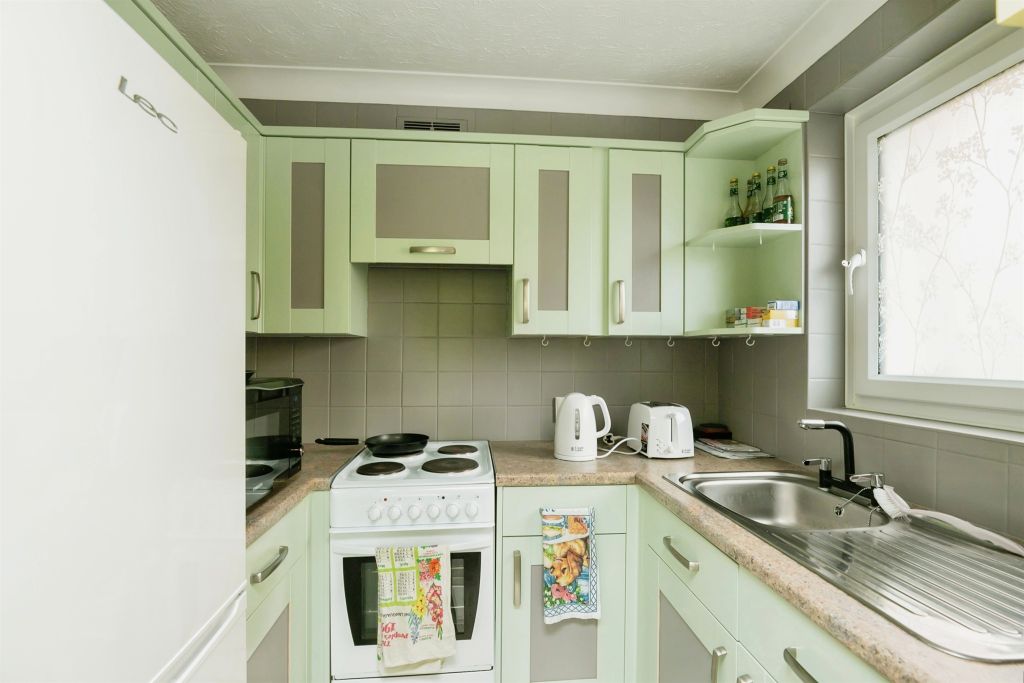 Property photo 3 of 13