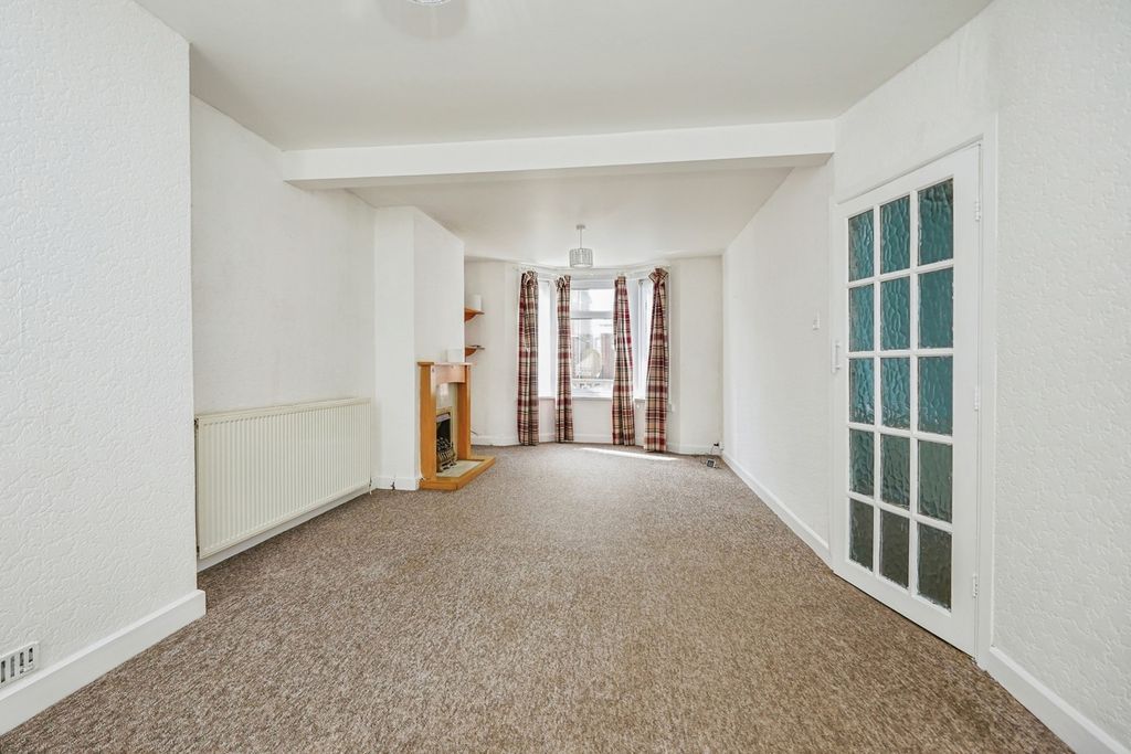 Property photo 3 of 13 Pbox-Img.Jpg