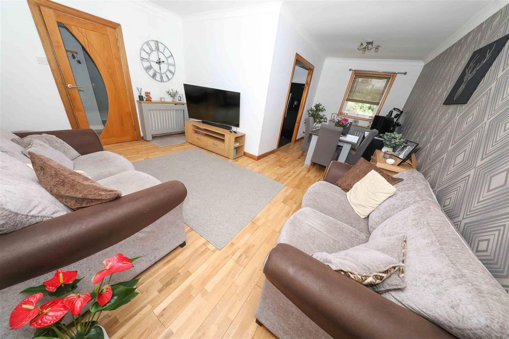 Property photo 2 of 22 B