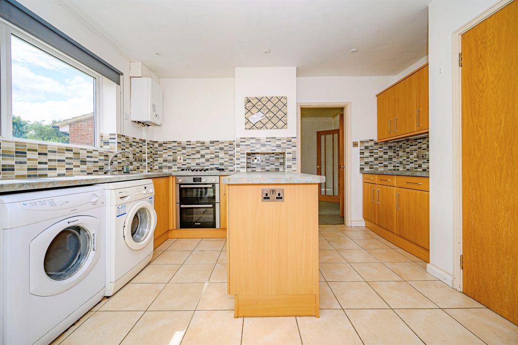 Property photo 3 of 20