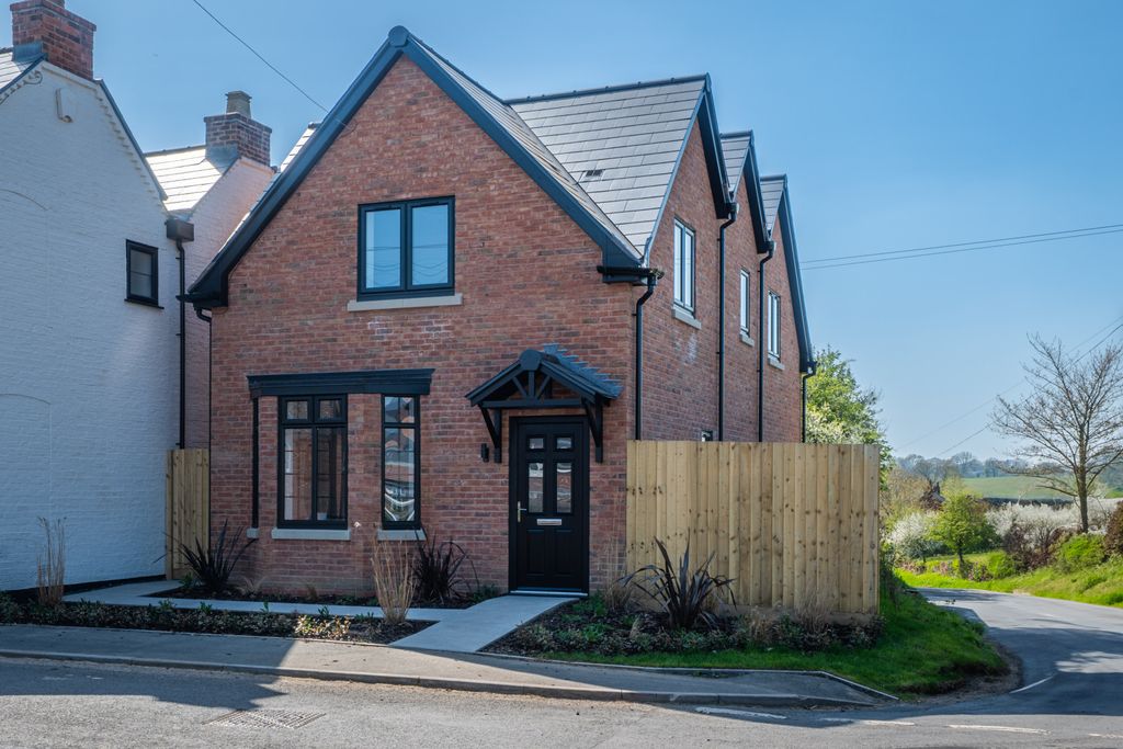 Property photo 1 of 17 Front View