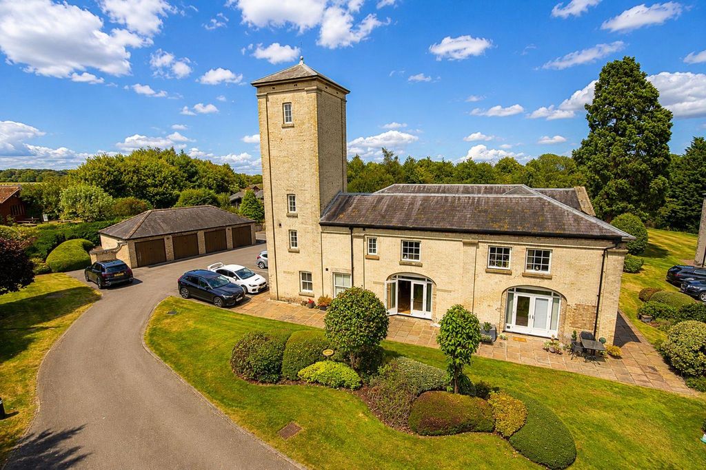 Property photo 1 of 24 1 The Stables High.Jpg