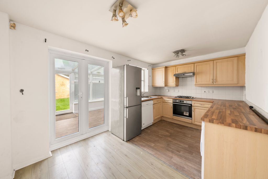 Property photo 3 of 15 Dsc_5084