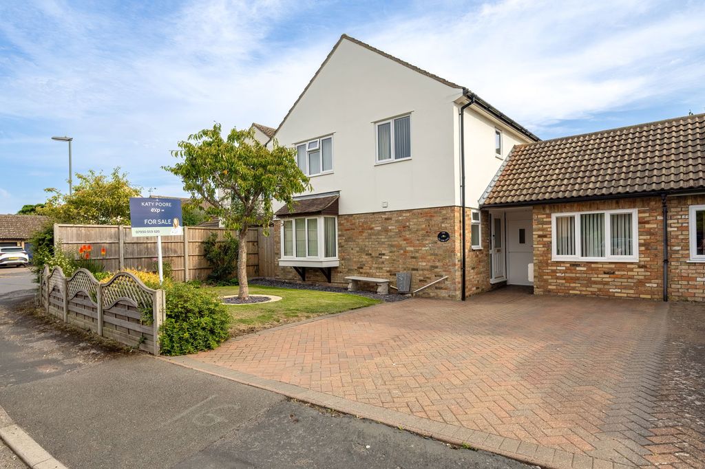 Property photo 1 of 16