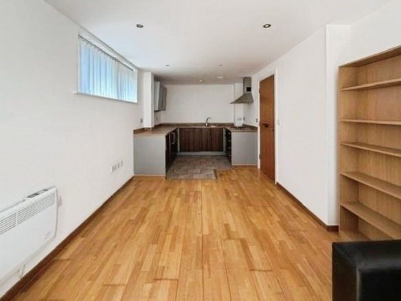 Property photo 3 of 7 Pbox-Img.Jpg