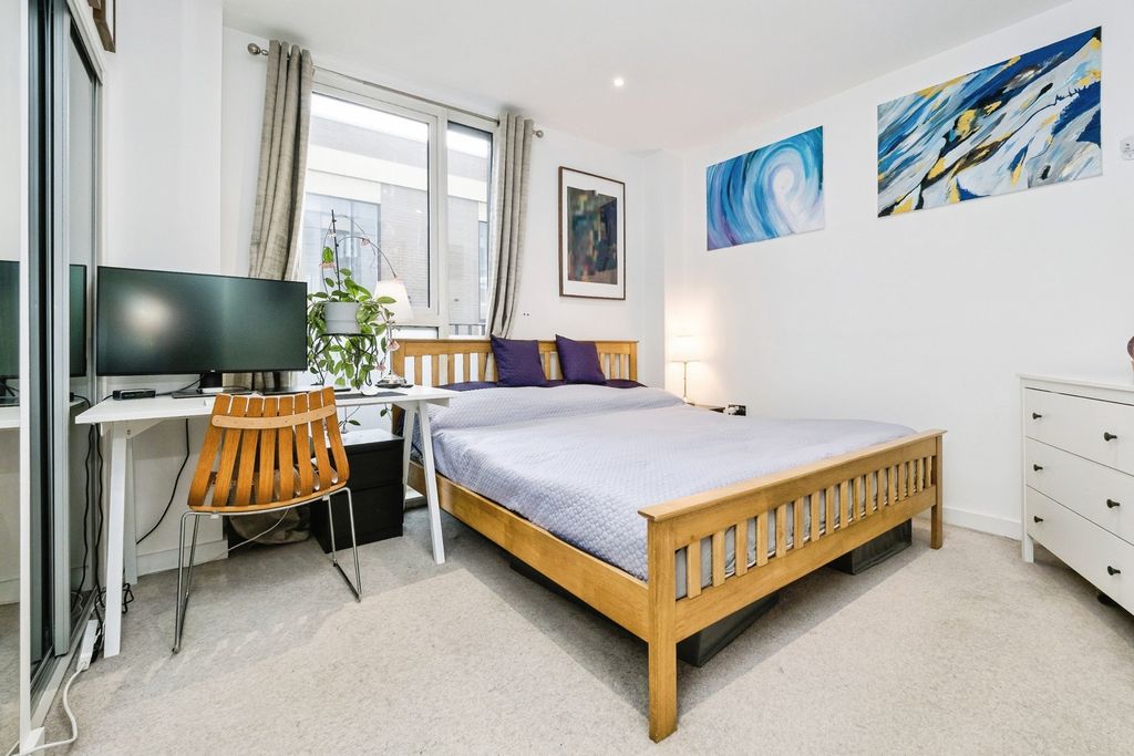 Property photo 3 of 14 Pbox-Img.Jpg