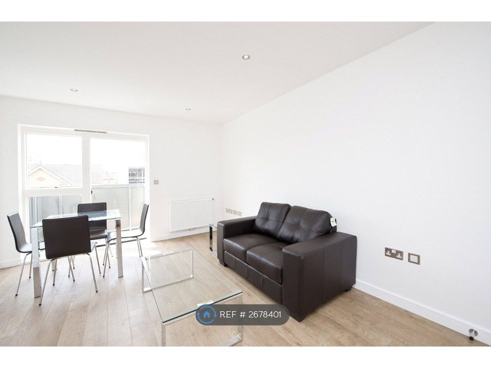 Property photo 3 of 4