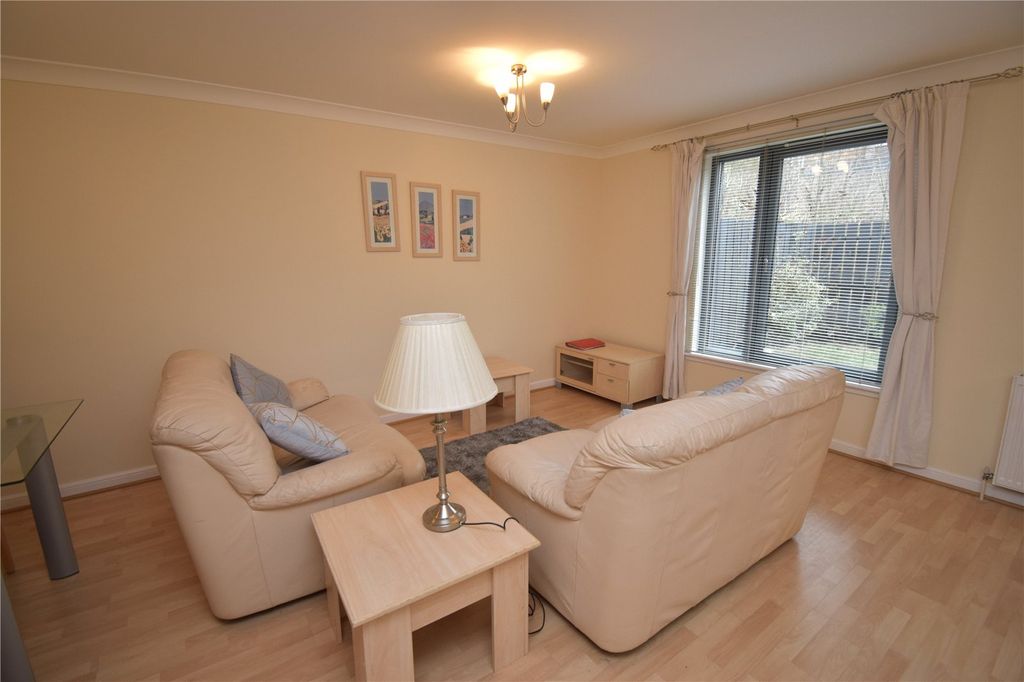 Property photo 3 of 11 Photo 3