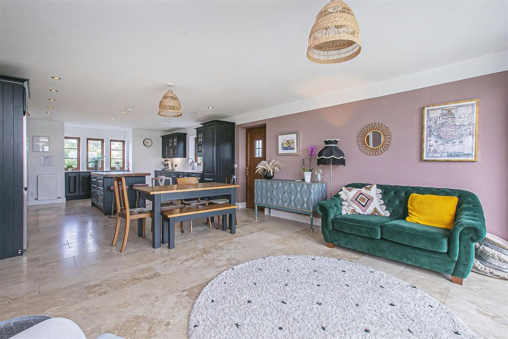 Property photo 2 of 47 7M3A8773.Jpg