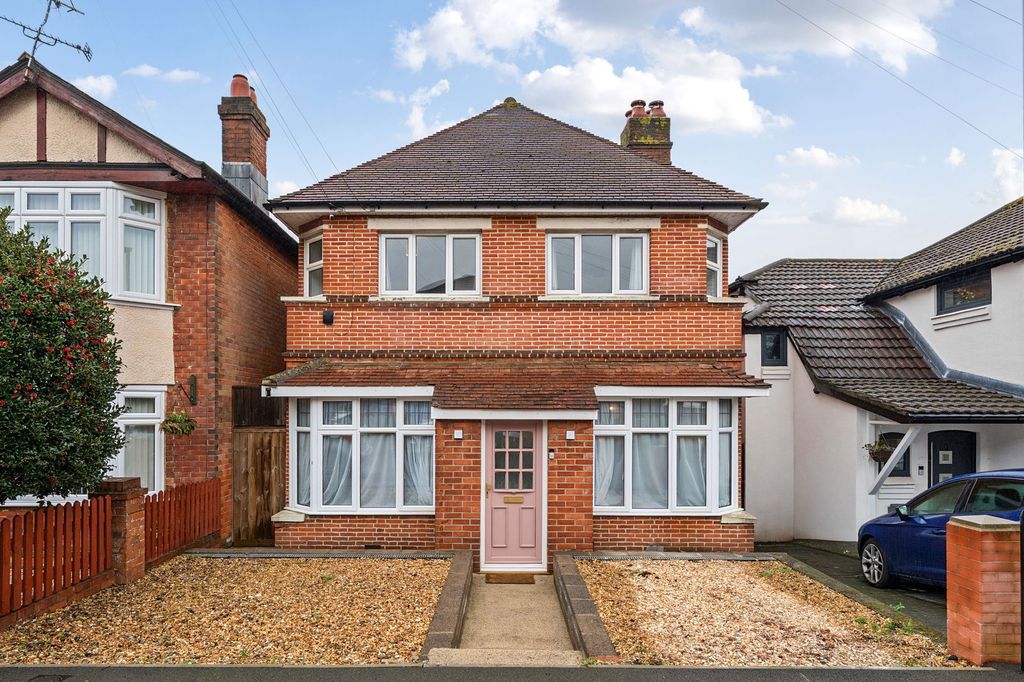 Property photo 1 of 23