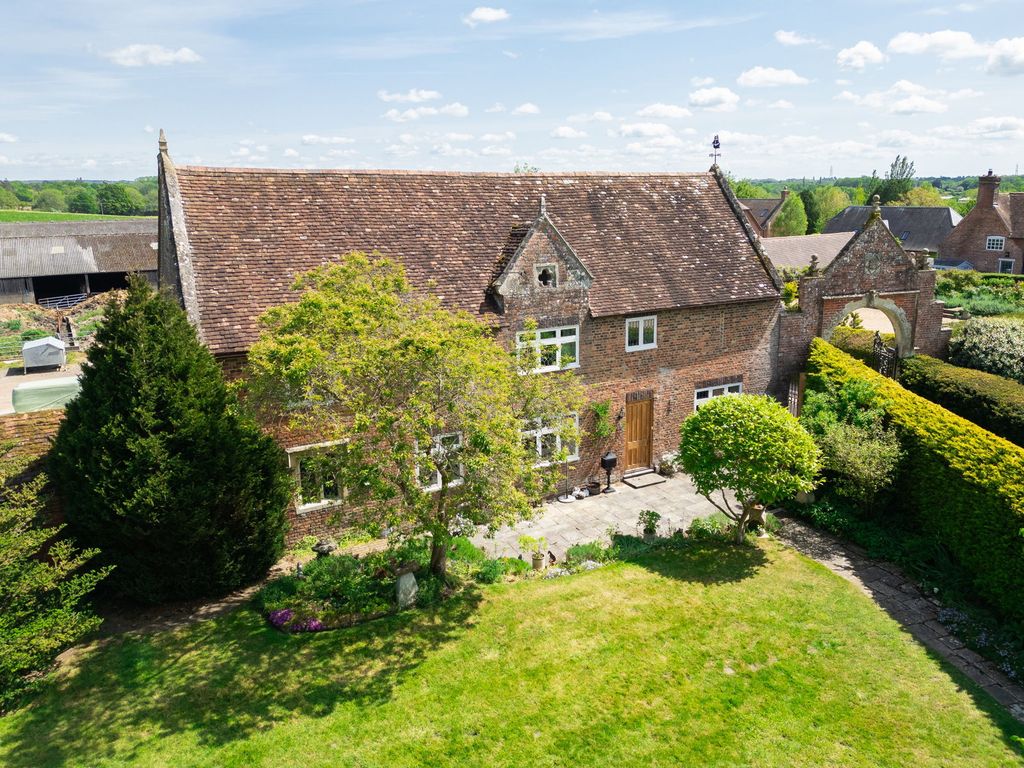Property photo 1 of 34