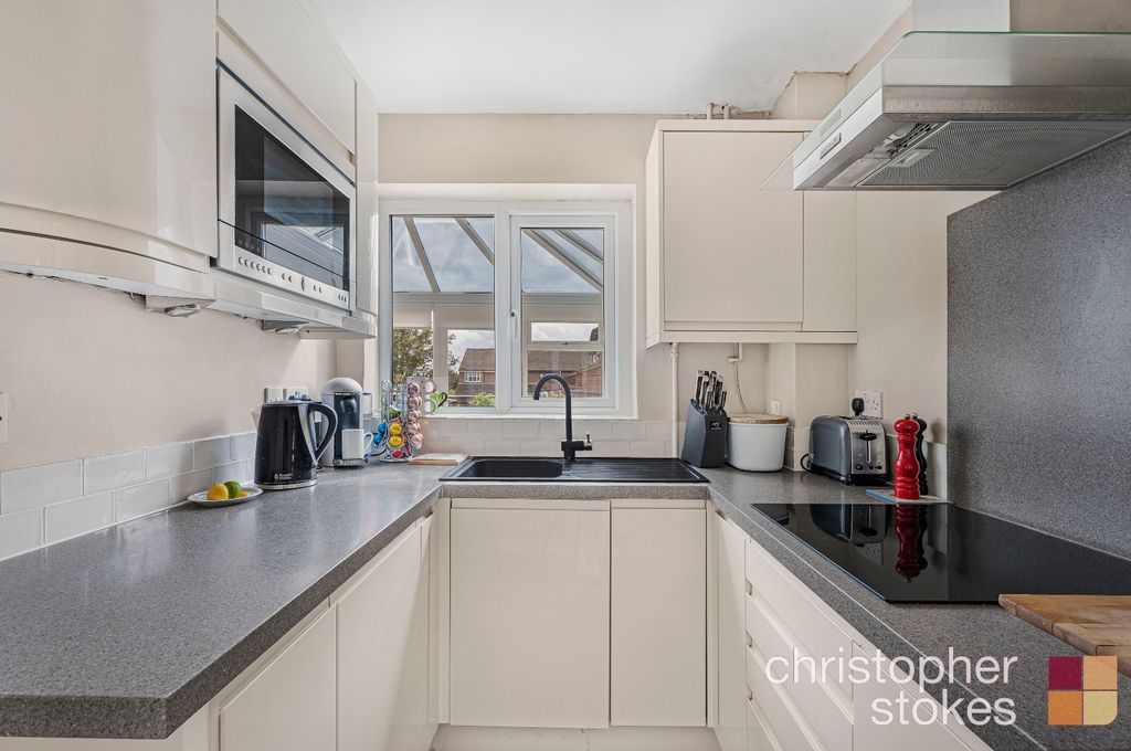 Property photo 3 of 21 4419334