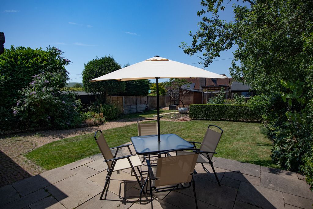 Property photo 2 of 26