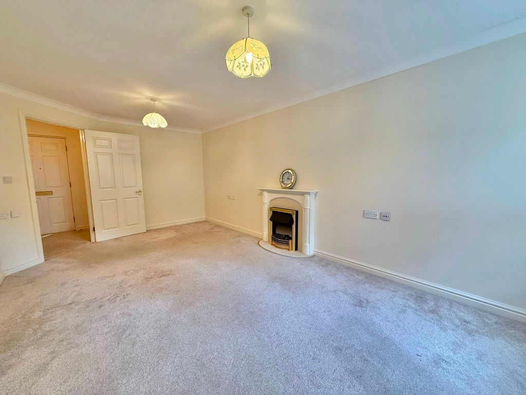 Property photo 3 of 16