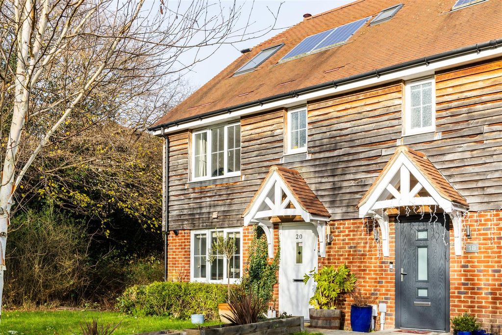 Property photo 1 of 23