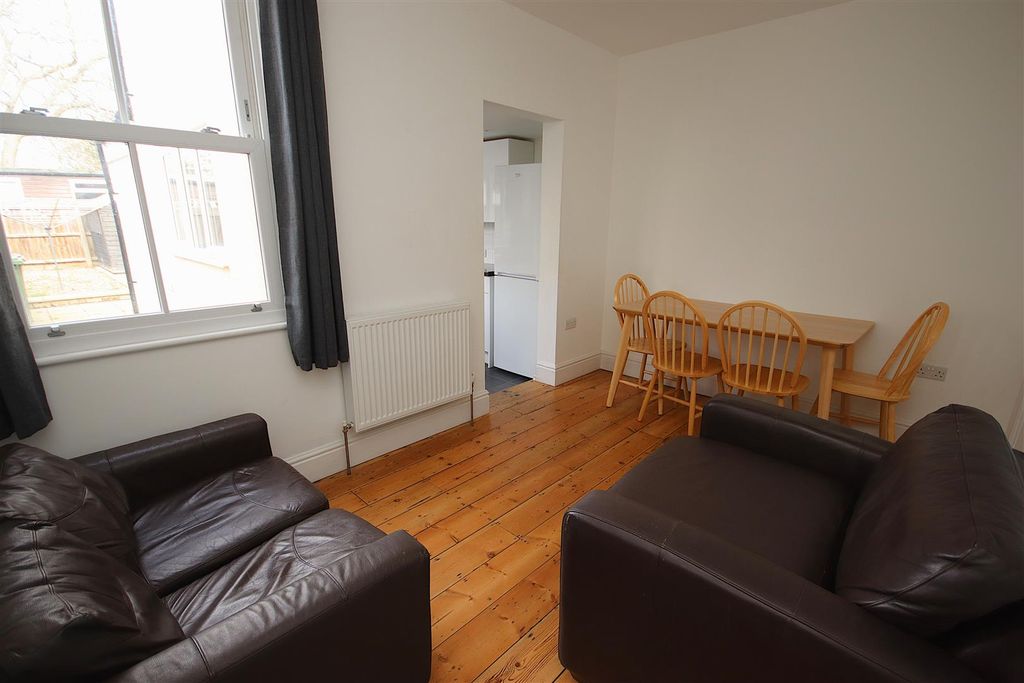 Property photo 2 of 15 Img_5957.Jpg