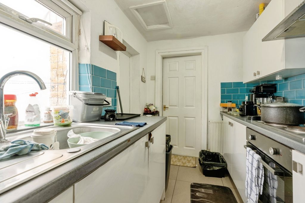 Property photo 3 of 15 Pbox-Img.Jpg