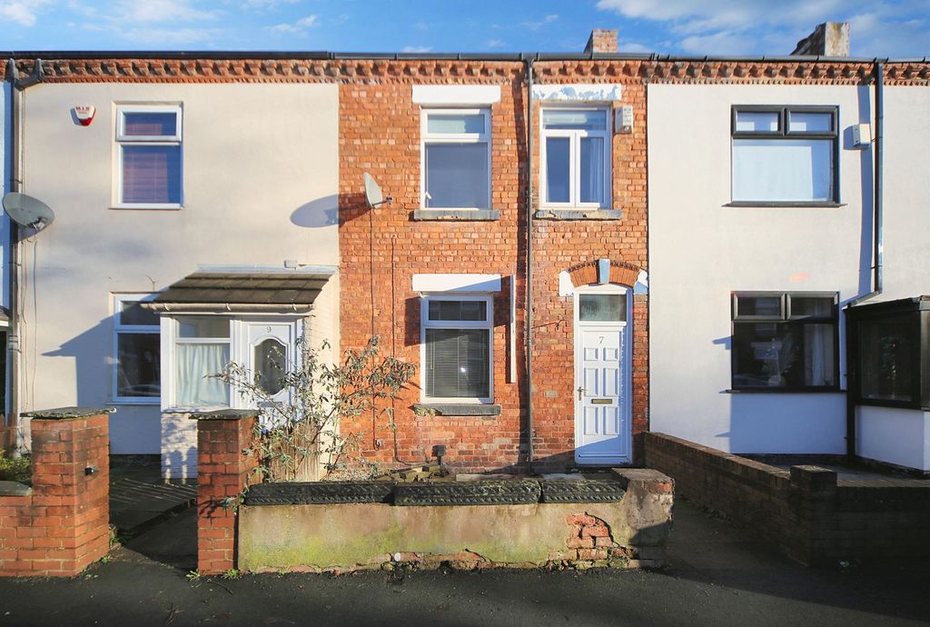 Property photo 1 of 19