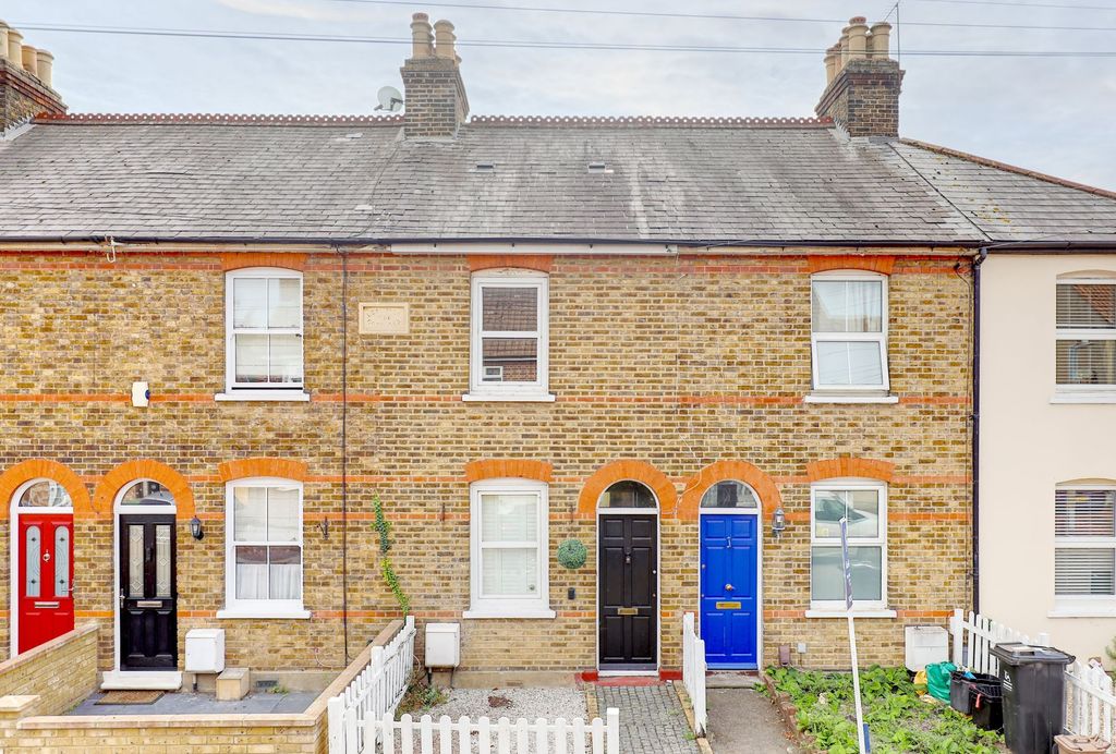 Property photo 1 of 11