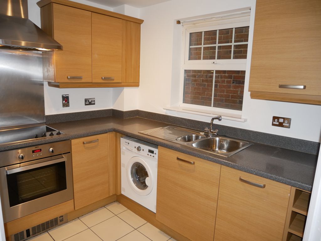 Property photo 3 of 11