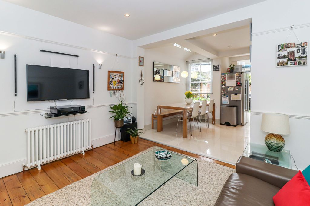 Property photo 2 of 21 Family/Dining Room