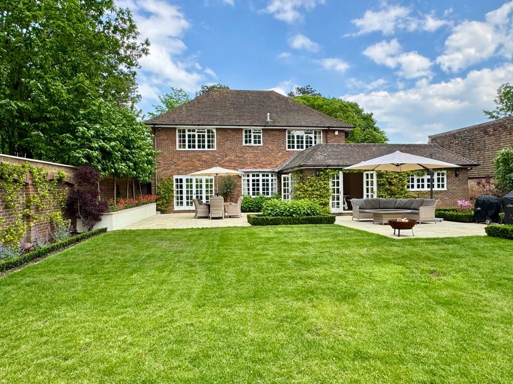 Additional image 41 of 4 bed detached house for saleGodalming, Surrey GU7