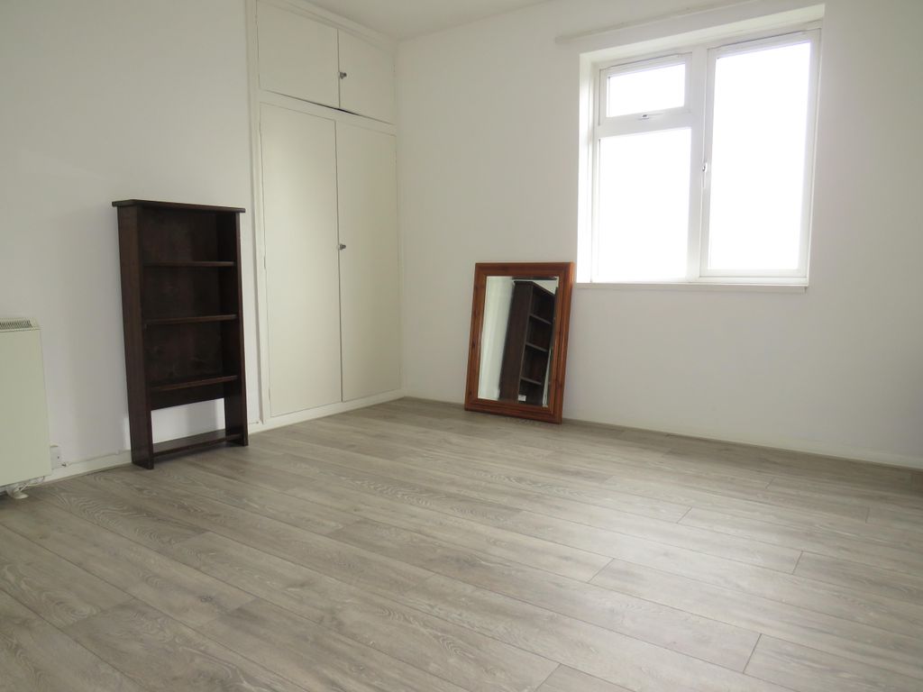 Property photo 3 of 7 Image