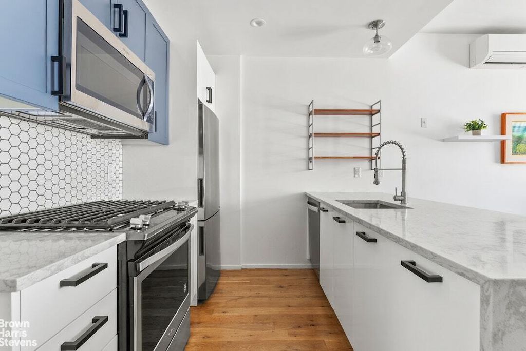 Property photo 3 of 10 <Alttext/>