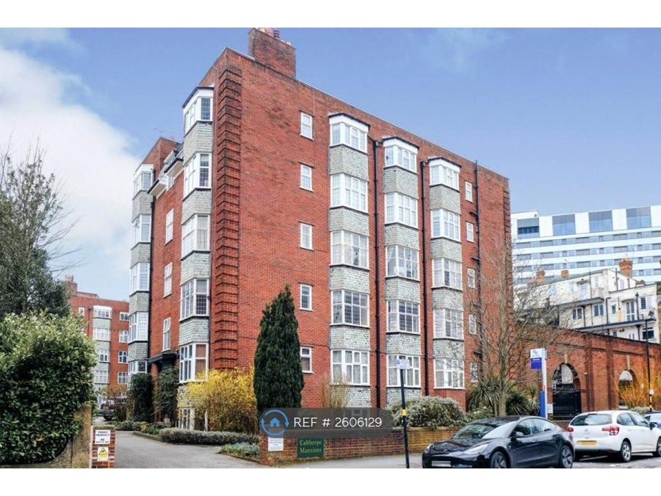 Property photo 1 of 11 Building