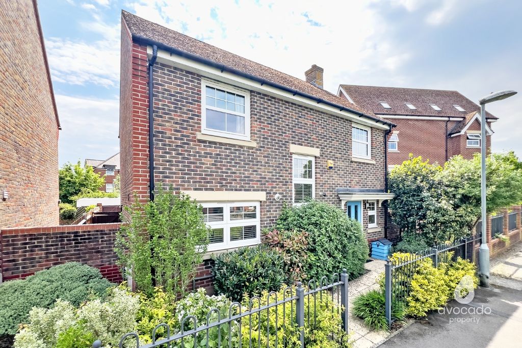 Property photo 1 of 22 4115183