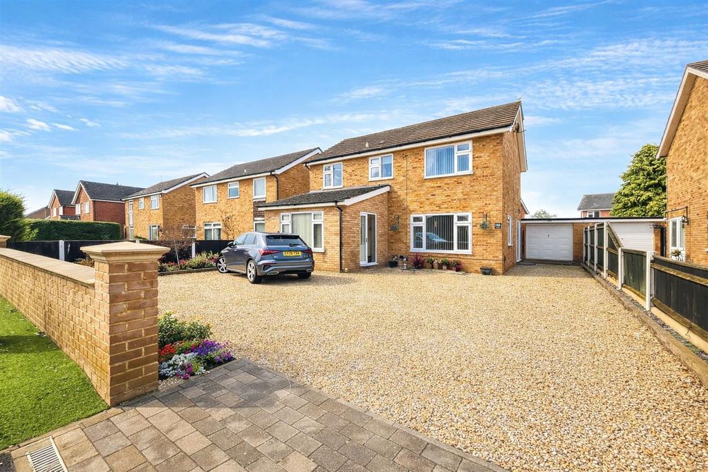 Property photo 1 of 11 1.Png