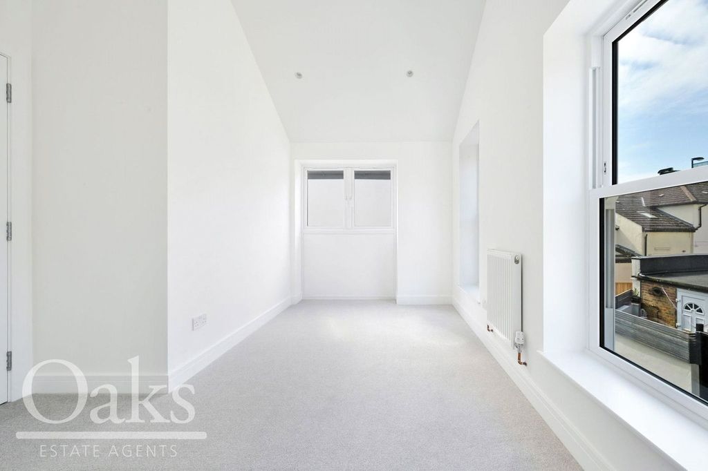 Property photo 2 of 12 Picture No. 03