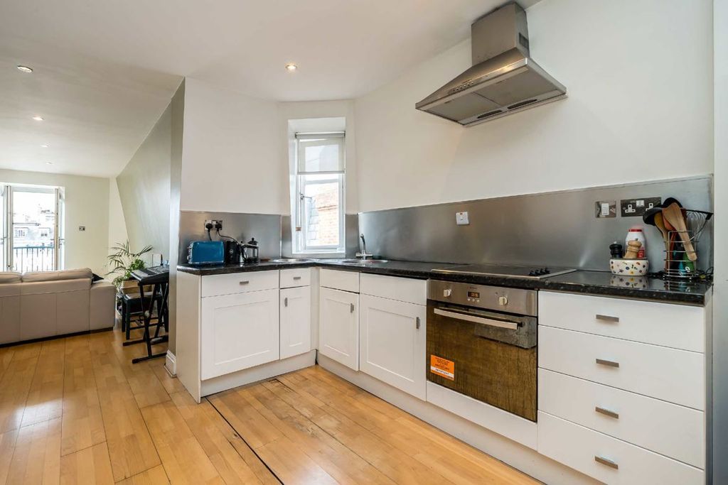 Property photo 3 of 4