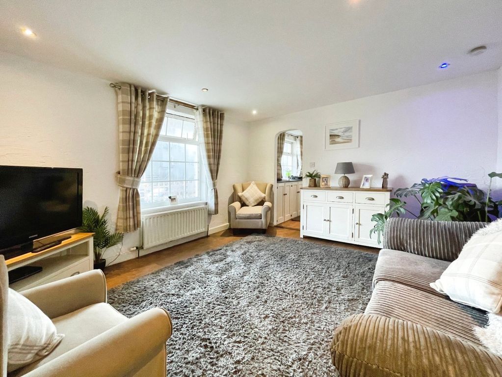 Property photo 3 of 12 Picture No. 24