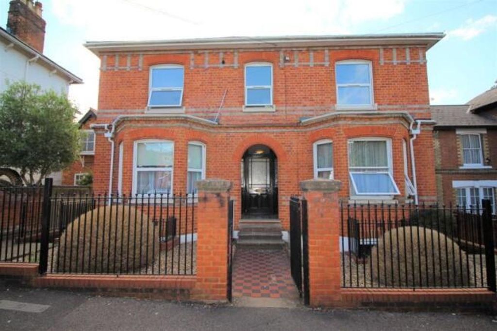 Property photo 1 of 7