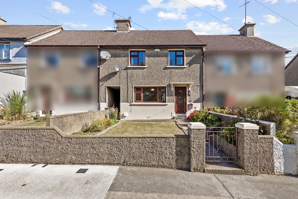 Property photo 1 of 24