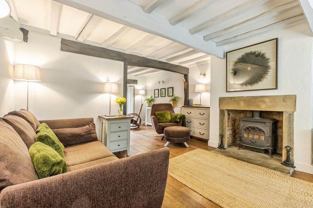 Property photo 2 of 19 Pbox-Img.Jpg
