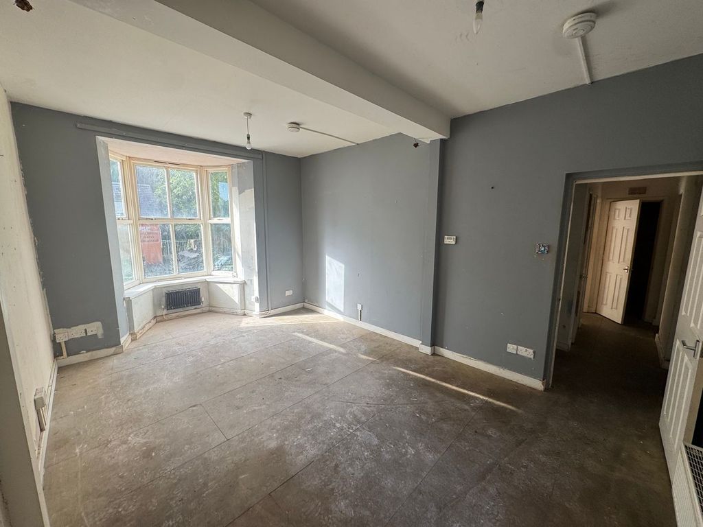 Additional image 5 of 3 bed flat for saleLewis Street, Pontwelly, Llandysul SA44