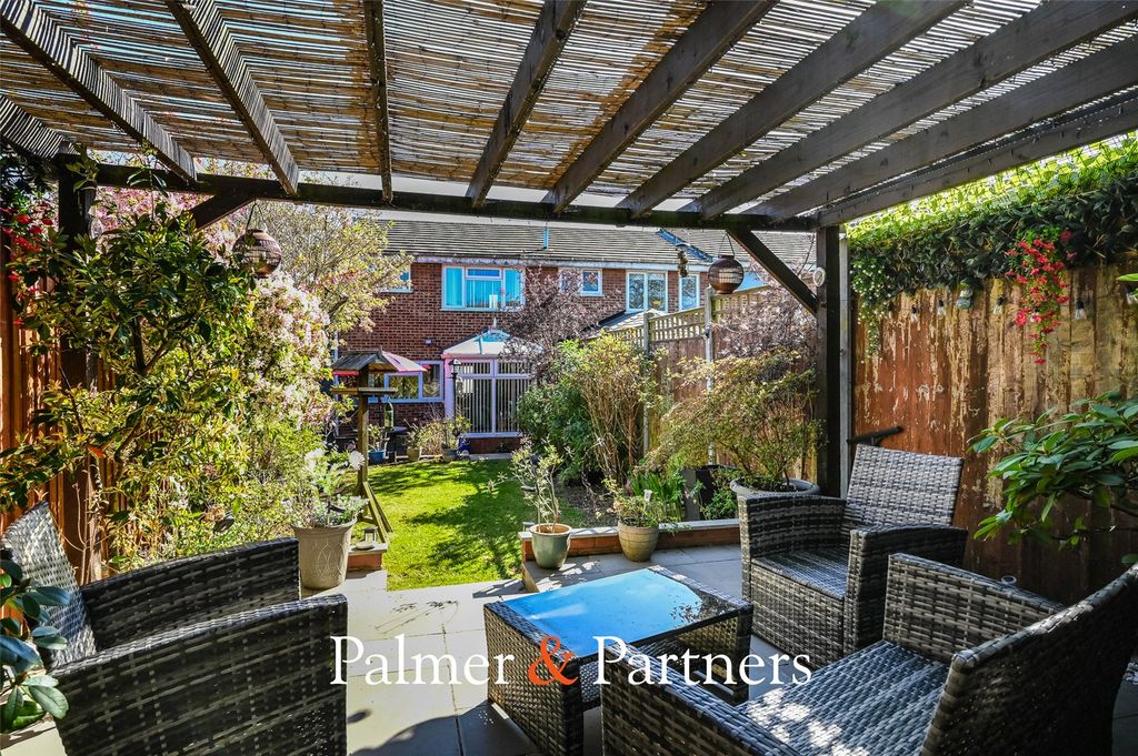 Property photo 2 of 20 Picture No. 17