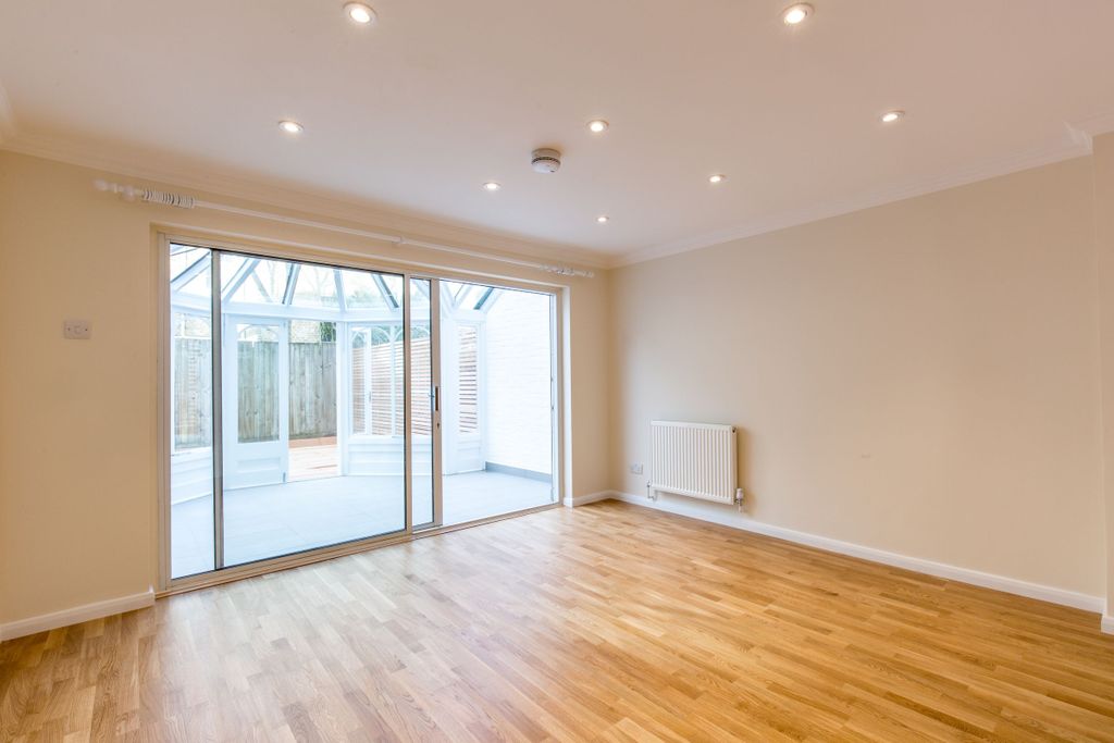 Property photo 3 of 15 Living_Room (Example)