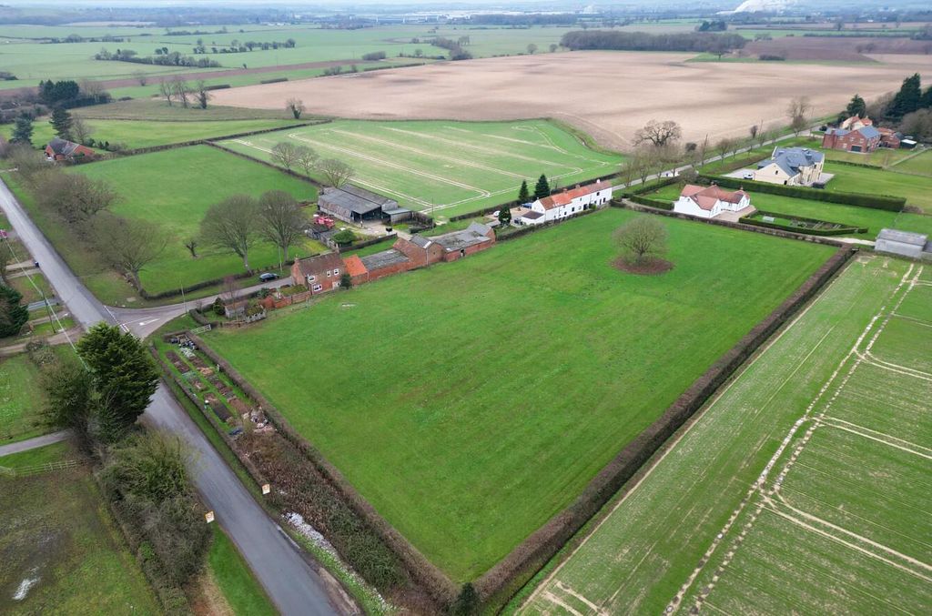 Property photo 2 of 29 1394437 (16).Jpg